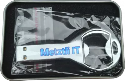 Metztli IT Bottle opener USB stick
